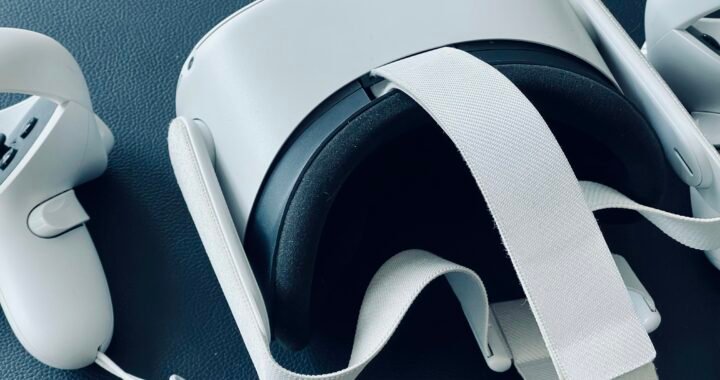Explore the Future of Gaming and Entertainment: The Ultimate Virtual Reality Headset for Tech Lovers
