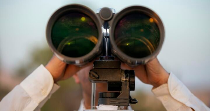 Discover the Versatility of Hontry 10×25 Compact Binoculars for Everyone